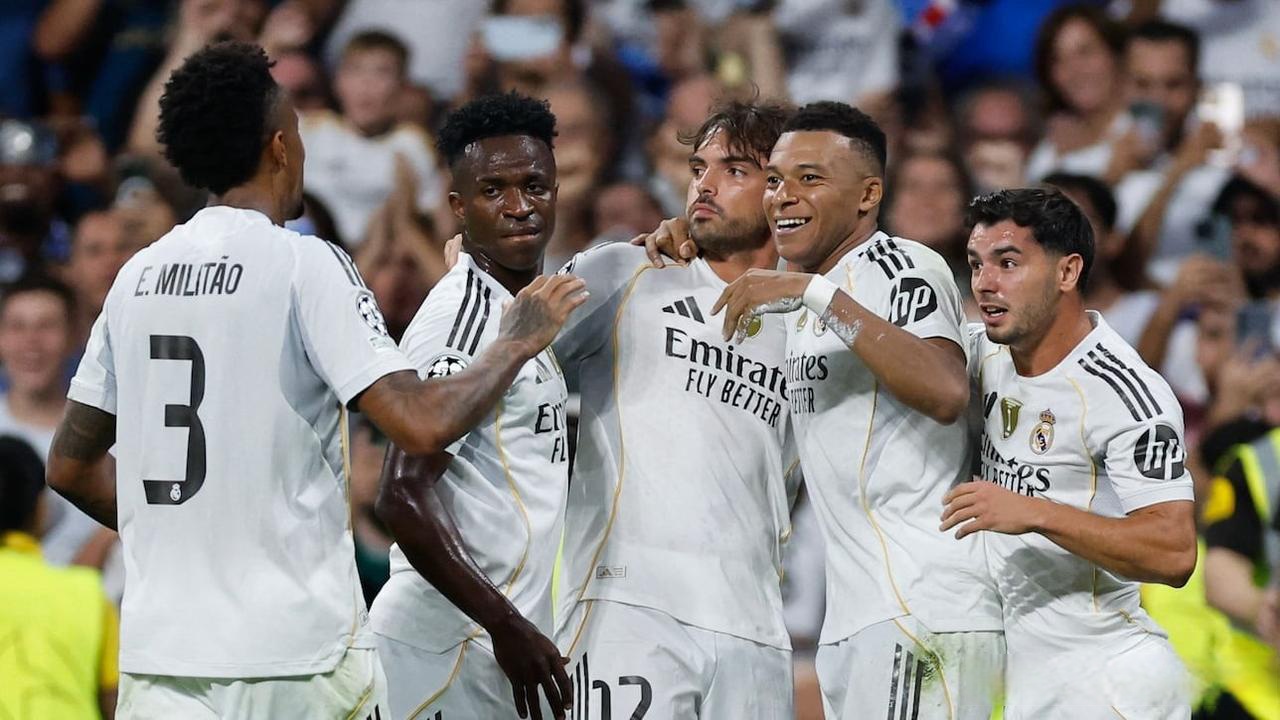 甘锐：主教练反复强调亚冠一定要拼，韦世豪也冒着风险上场了（甘锐：主帅一再要求为亚冠拼尽全力，韦世豪带伤冒险出战）