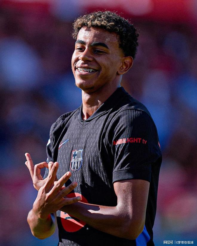 尤文vs卡利亚里首发：弗拉霍维奇领衔！伊尔迪兹、小图拉姆在列