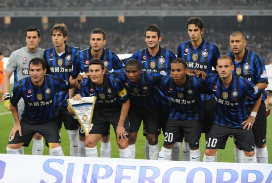 英媒：热刺打算在明年夏天签下荷兰国脚中卫范黑克（英媒：热刺计划明夏引进荷兰国脚中卫范黑克）