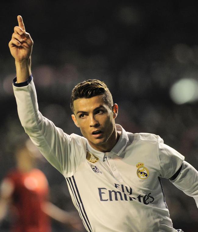 尼克斯队记：麦克布莱德X光检查显示无结构性损伤