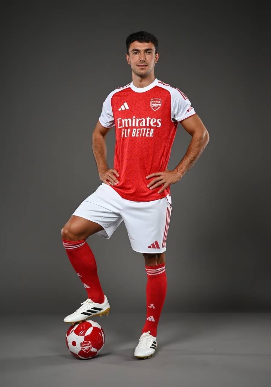 意天空：菲尔克鲁格已完成体检，将穿米兰9号球衣（意天空：菲尔克鲁格体检完成，预计身披米兰9号战袍）