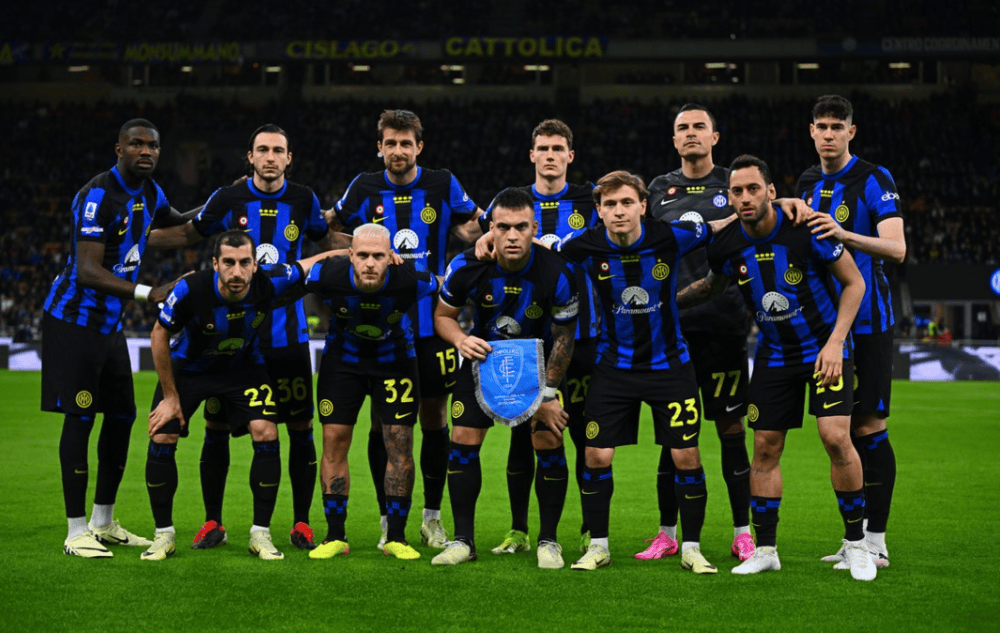 都灵主帅：战平尤文后，主席卡伊罗来更衣室祝贺了球员