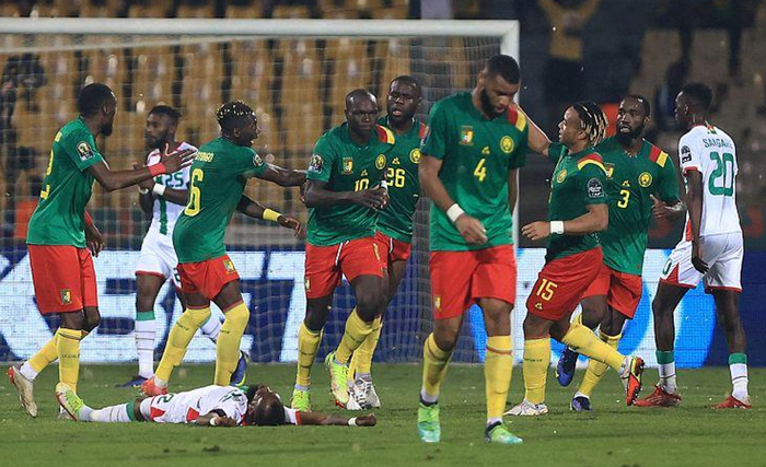 贝宁主帅：我对本届非洲杯的裁判水平非常不满，简直乱套了（贝宁主帅炮轰非洲杯执法：本届裁判水准令人失望，判罚一片混乱）