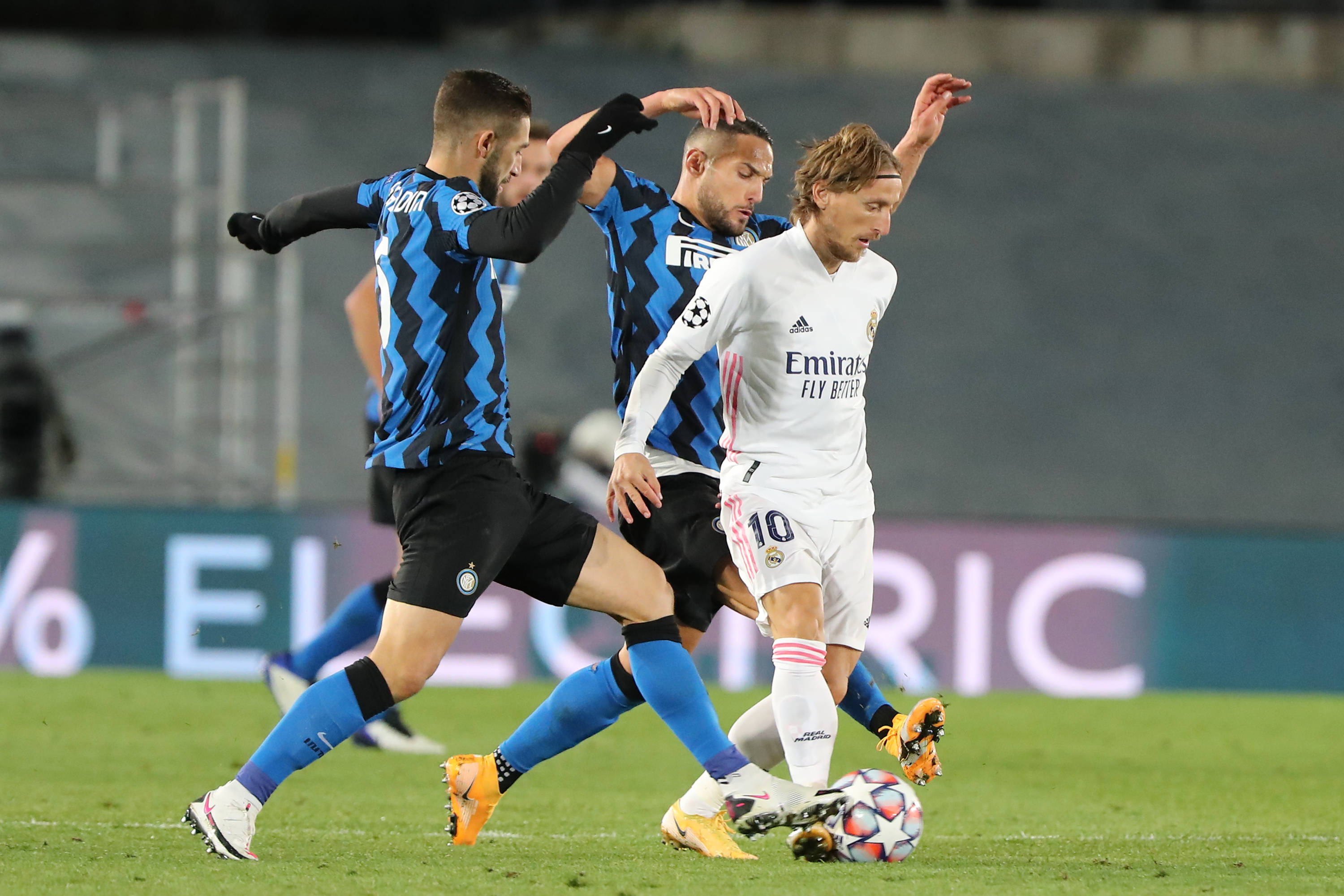 足球市场：如果出现1亿欧报价，尤文可能会考虑出售伊尔迪兹