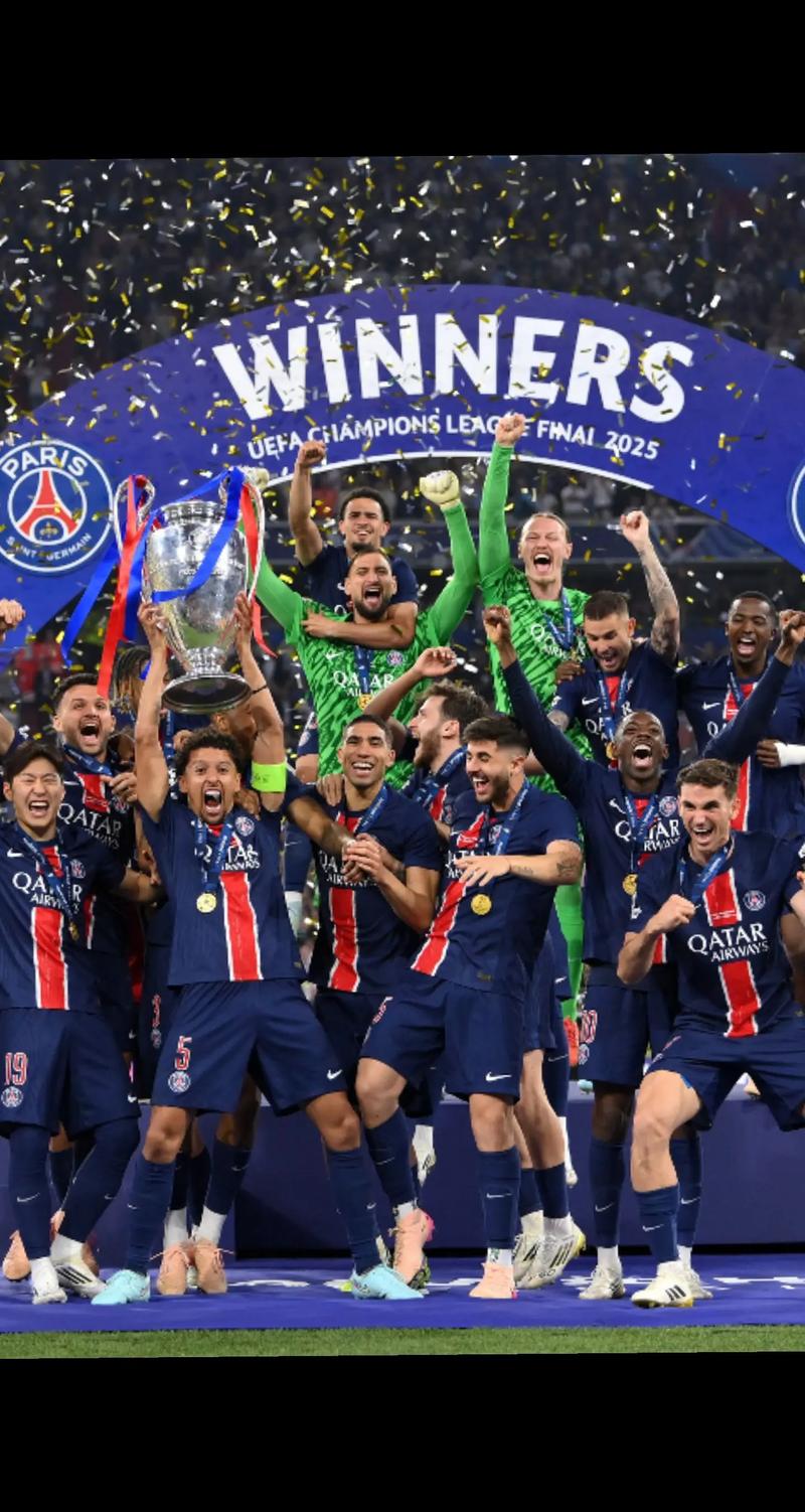 自吉鲁以来，姆巴佩是首位欧冠上演大四喜的法国球员（姆巴佩成继吉鲁之后欧冠首位上演大四喜的法国球员）